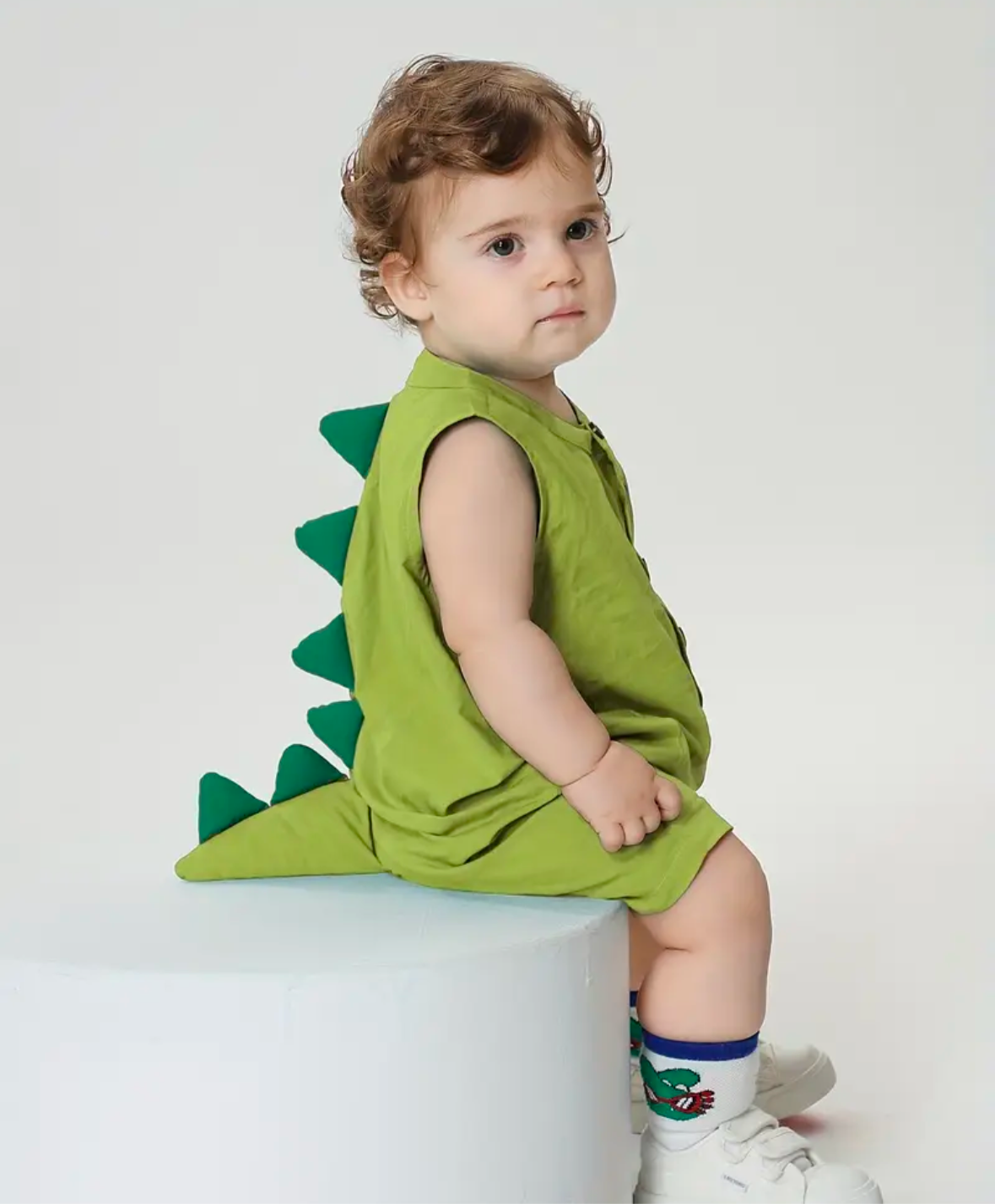 Adorable Dinosaur Tail Cotton Bodysuit – Sleeveless Baby Onesie for Infants & Toddlers, Perfect Gift!